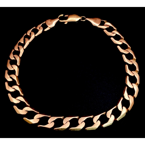 197 - A Vintage Italian 9K Yellow Gold Flat Curb-Link Bracelet. Lobster clasp. 22cm. 15.87g.