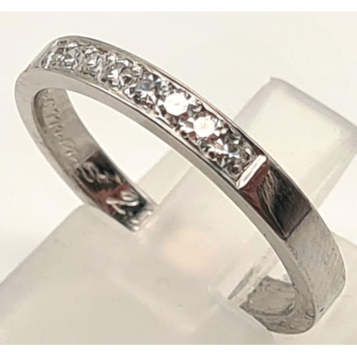 324 - 18K WHITE GOLD  DIAMOND 1/2 ET RING 0.25CT 3.2G SIZE M 1/2