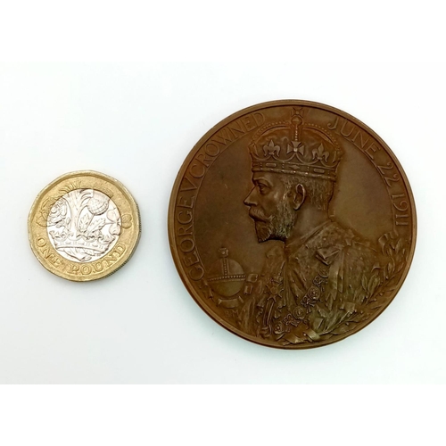 598 - 1911 Coronation Medal of George V Including Original Box. 5cm diameter.