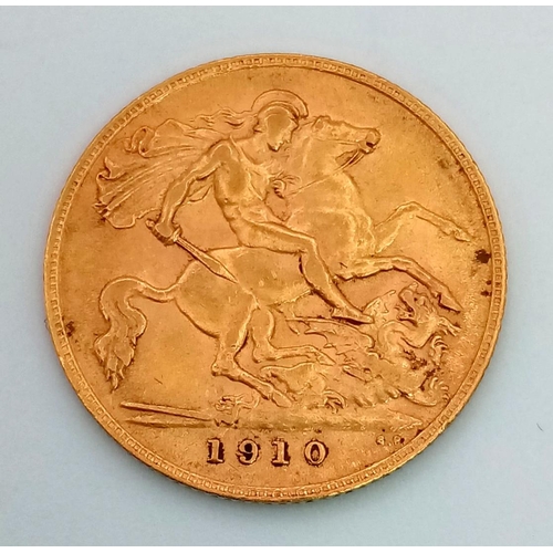 606 - A 1910 22K Gold Half Sovereign Coin. 4g.