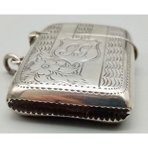 496 - Napper & Davenport of Birmingham 1909-1925 Silver vesta case.  weighs 21.90g