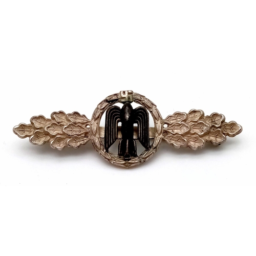 35 - 3rd Reich Cased Luftwaffe Squadron Clasp for Bomber Pilots. Silver Grade Maker: G.H. Osang Dresden.