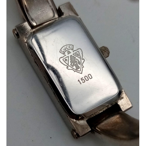 987 - GUCCI STEEL BRACELET WATCH 1500 NOT CURRENTLY WORKING. A/F