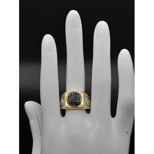 461 - A 14K Yellow and White Gold Signet Ring. Size X. 8g.
Ref - 446. A/F.