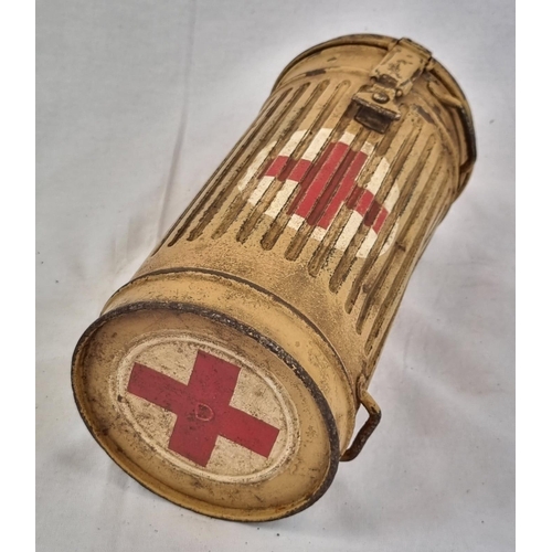 385 - WW2 German Medics Gas Mask Canister in Dunkel Gelb Yellow.