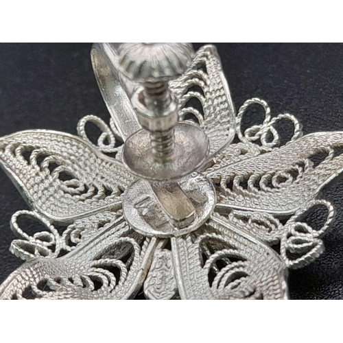 726 - Vintage or Antique Silver Filigree Screw Back Floral Earrings 3cm Diameter.