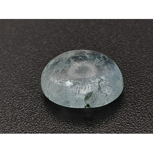 610 - An oval cabochon aquamarine (1.8 carats) with GLA certificate. Dimensions: 9.51 x 7.03 x 3.52 mm. Or... 