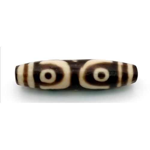 760 - Tibetan bead. Length: 4.2cm.