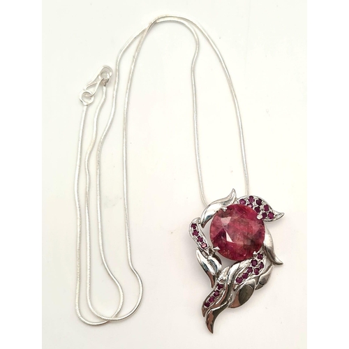 781 - 16 grams ruby Gemstone Pendant with Ruby accents in 925 Silver, with silver chain - 54cm.