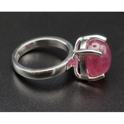 648 - 12.2cts Cabochon Ruby Gemstone ring in 925 Silver. 7.89 grams. Size N 1/2