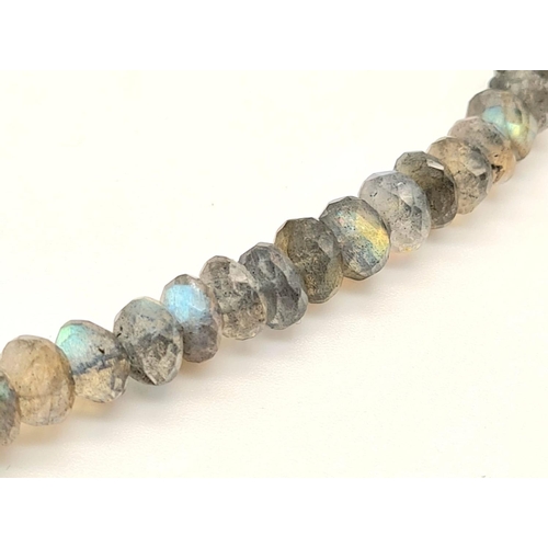 640 - 160cts Labradorite Gemstone Single Strand Necklace with Sapphire Clasp. 31.8 grams. Length: 46cm.