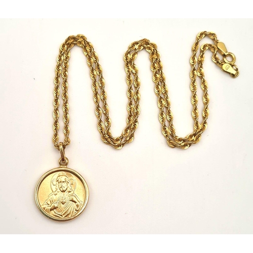 477 - An 18K Yellow Gold Rope Chain with an 18K Yellow Gold Jesus Pendant. 16mm and 44cm. 4.63g. Ref - 959... 