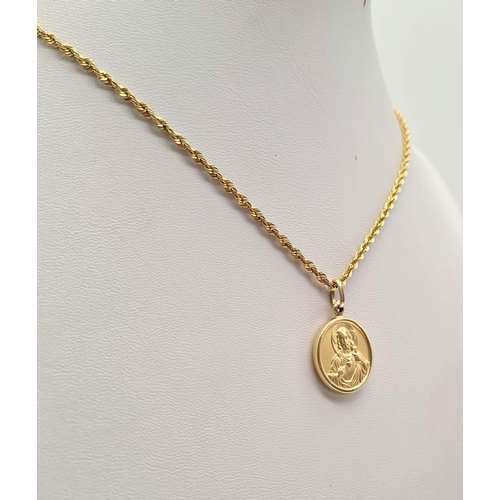 477 - An 18K Yellow Gold Rope Chain with an 18K Yellow Gold Jesus Pendant. 16mm and 44cm. 4.63g. Ref - 959... 