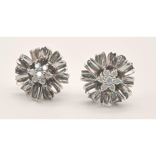 782 - 18K WHITE GOLD DIAMOND STUD EARRINGS 5.5G 0.25CT