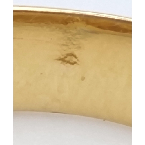 23 - An 18K Yellow Gold Twin Band Ring. Size K. 5g. Ref - 8633.