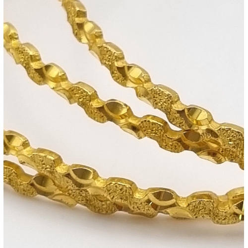 44 - A Mixed Gold Lot: 4 x 22K yellow gold bangle set - 32.55g, 2 x 22k yellow gold bangle set - 16.2g, p... 