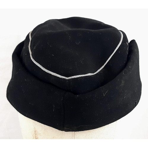 14 - WW2 German Panzer Officers M43 Cap.