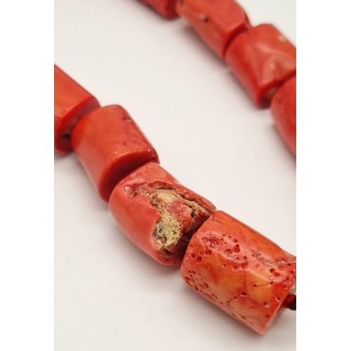 632 - Natural coral necklace. 50cm.