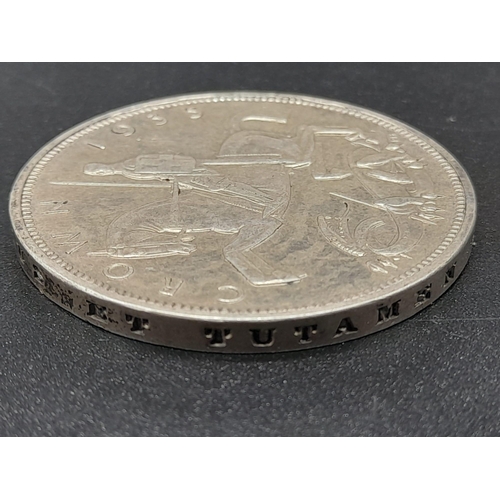 457 - A 1935 George V Rocking Horse Raised Edge Silver Crown Coin. EF condition. 28.3g. Spink - 4048. Plea... 