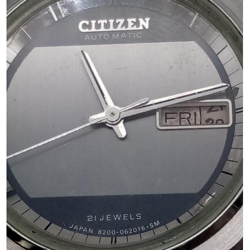 137 - A Vintage Citizen Blue and Silver Dial Gents watch. Blue leather strap with stainless steel case - 3... 