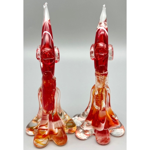 237 - A Vintage, pair of Murano glass tropical fishes. Dimensions: 17 x 7 x 7 cm (appr).
As Gold Chloride ... 