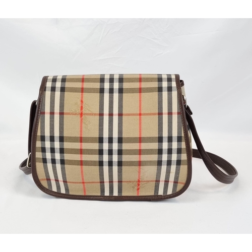 205 - A Classic Burberry London Haystack Check and Leather Crossbody Bag. Zipped interior compartment. In ... 