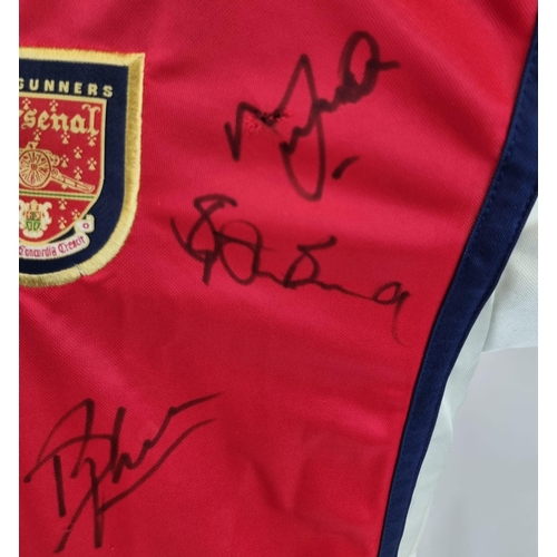 40 - A 1998/99 Arsenal FC Match Quality Signed Shirt. JVC era. Signatures include: Dixon, Parlour, Keown,... 