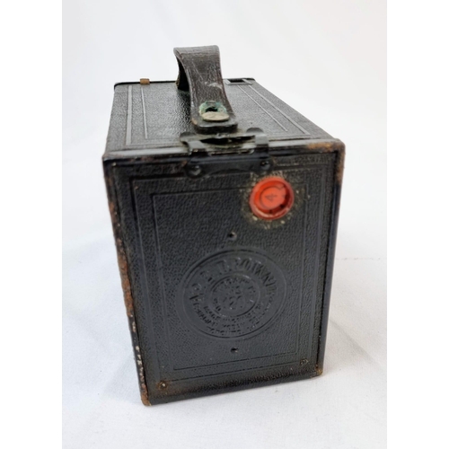 450 - A Brilliant Collection of Vintage Cameras. Including 35mm, instant, movie. Plus extra lenses and oth... 