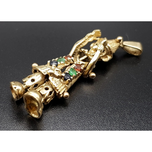 396 - 9K YELLOW GOLD STONE SET ARTICULATED CLOWN 5.5G