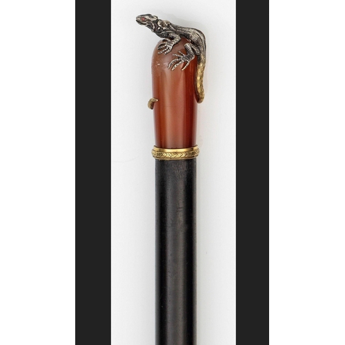 615 - A superb Russian agate hardstone and silver lizard walking stick 
Top condition 
90cm long 
Hallmark... 