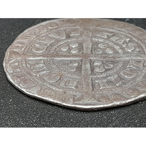 325 - An Edward III Silver Hammered Groat Coin. Fourth coinage mint mark. 1351-61. Please see photos for c... 