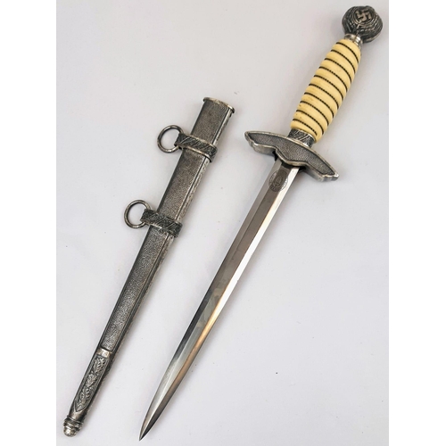 41 - WW2 German 2nd Model Luftwaffe Dagger by Paul Weyersberg & Co Solingen. Very Good Condition.