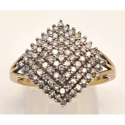 109 - 9K YELLOW GOLD DIAMOND FANCY CLUSTER RING 3.9G 0.50CT SIZE R