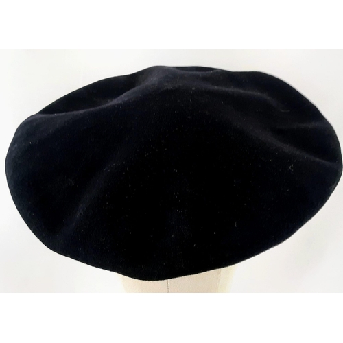 609 - WW2 French Milice Officers Beret. A French political paramilitary organisation that fought to bring ... 