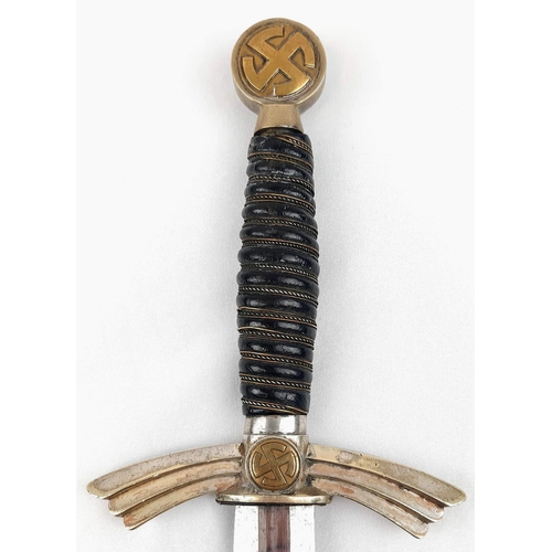 135 - A 1st Pattern WW2 Luftwaffe Nazi Dagger with Scabbard and Nickel Ring Chain. Makers mark of Gebr Hel... 