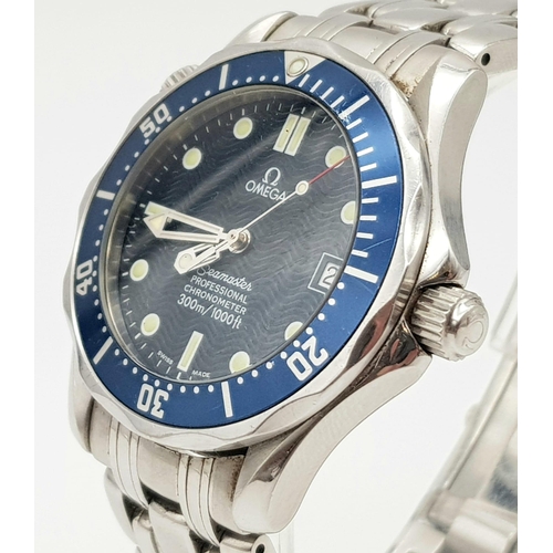 3 - An Excellent Condition Omega Seamaster Professional  Gents Watch. Stainless steel strap and case - 4... 