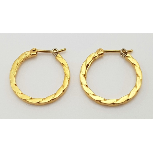 277 - 18K YELLOW GOLD HOOP EARRINGS 2.2G