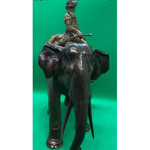 498 - Antique 19thC Cold Painted Bronze Arab Hunters Tiger on Elephant Signed Bergman
Antique 19th Century... 