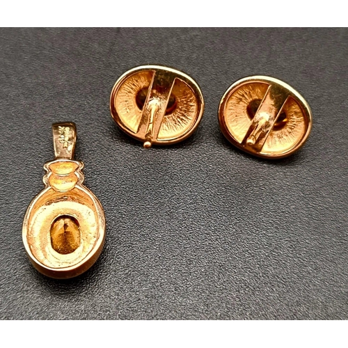 469 - A Pair of 9K Yellow Gold Citrine Stud Earrings and Pendant Set. One of the earrings is missing its b... 