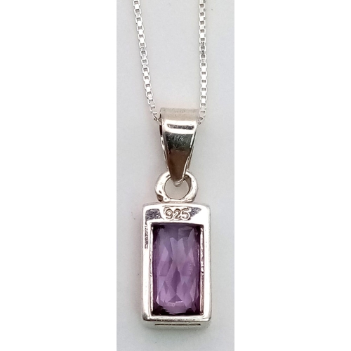 1162 - An Amethyst Pendant on a Disappearing Silver Necklace.
10mm and 44cm.