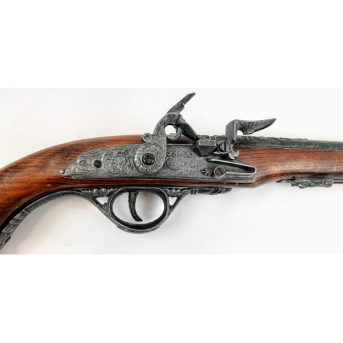 1079 - A Replica 18th Century Dragon Pistol.