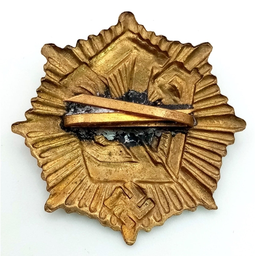 505 - WW2 German Reichslufthutzbund (Air Raid Police) Hat Badge.