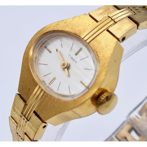 642 - A Couple of Classic Gilded Ladies Watches. A Timex and a Casio. Both in working order.