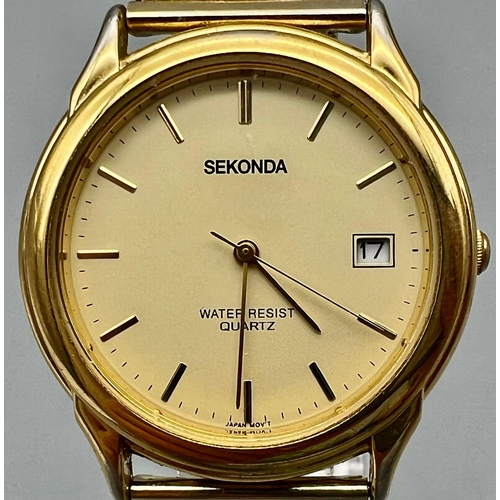 1055 - A Lovely Vintage Sekonda Gents Watch with Expandable Strap. Case - 33mm. Gilded dial with date windo... 