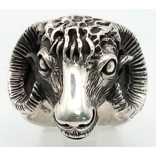 104 - A Solid Silver Rams Head Gents Ring. Perfect for an L.A. Rams fan. Size Q. 17.66g