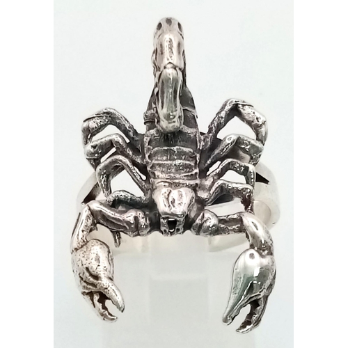 193 - A Solid Silver Scorpion Ring. Size R. 7.1g.