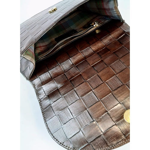 250 - A Mulberry Brown Leather Checked Handbag. Tortoise shell effect hardware - cloth checked interior wi... 