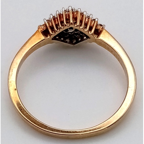 309 - A 9 K yellow gold ring with a diamond cluster (0.25 carats). Ring size: T, weight: 3.1 g.