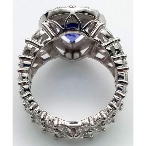 32 - 14K WHITE GOLD DIAMOND & TANZANITE RING, WITH 5CT DIAMONDS APPROX & 3CT TANZANITE CENTRE STONE,
WEIG... 