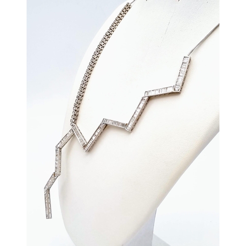 85 - A Unique 18K White Gold Diamond Zig-Zag Necklace. On one side 36 quality small round cut diamonds - ... 